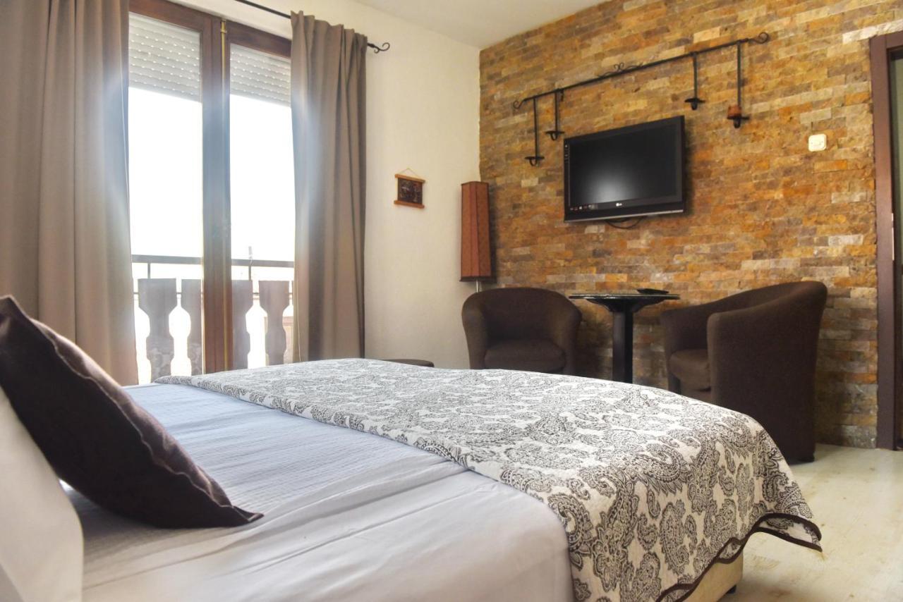 Eke Irin Apartments أوهغيد المظهر الخارجي الصورة