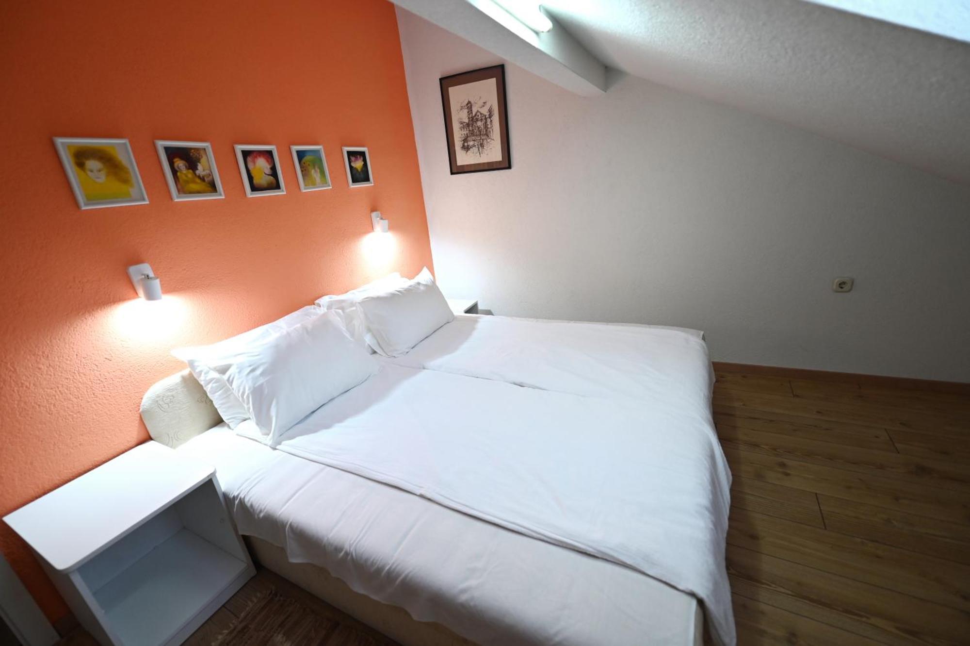 Eke Irin Apartments أوهغيد المظهر الخارجي الصورة